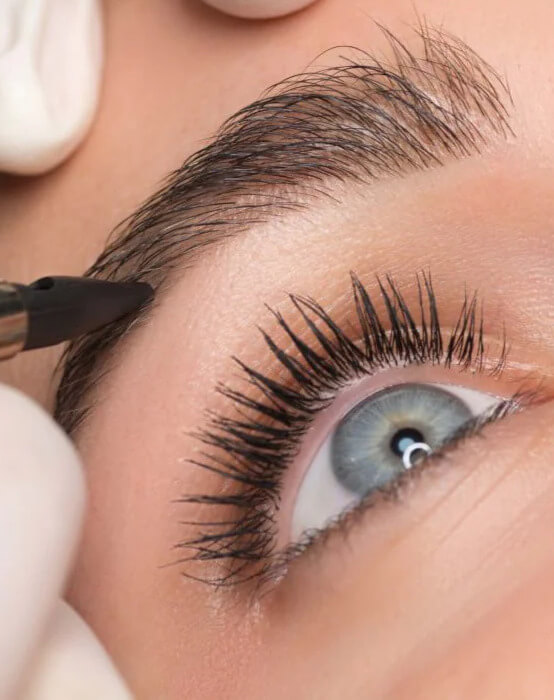 Extension d'un sourcil