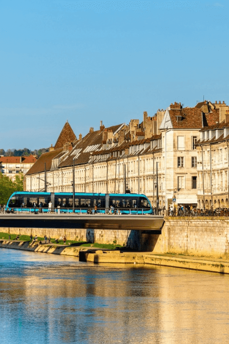 Quai Vauban à Besançon